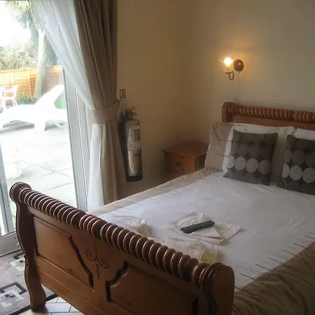 Priory Hotel